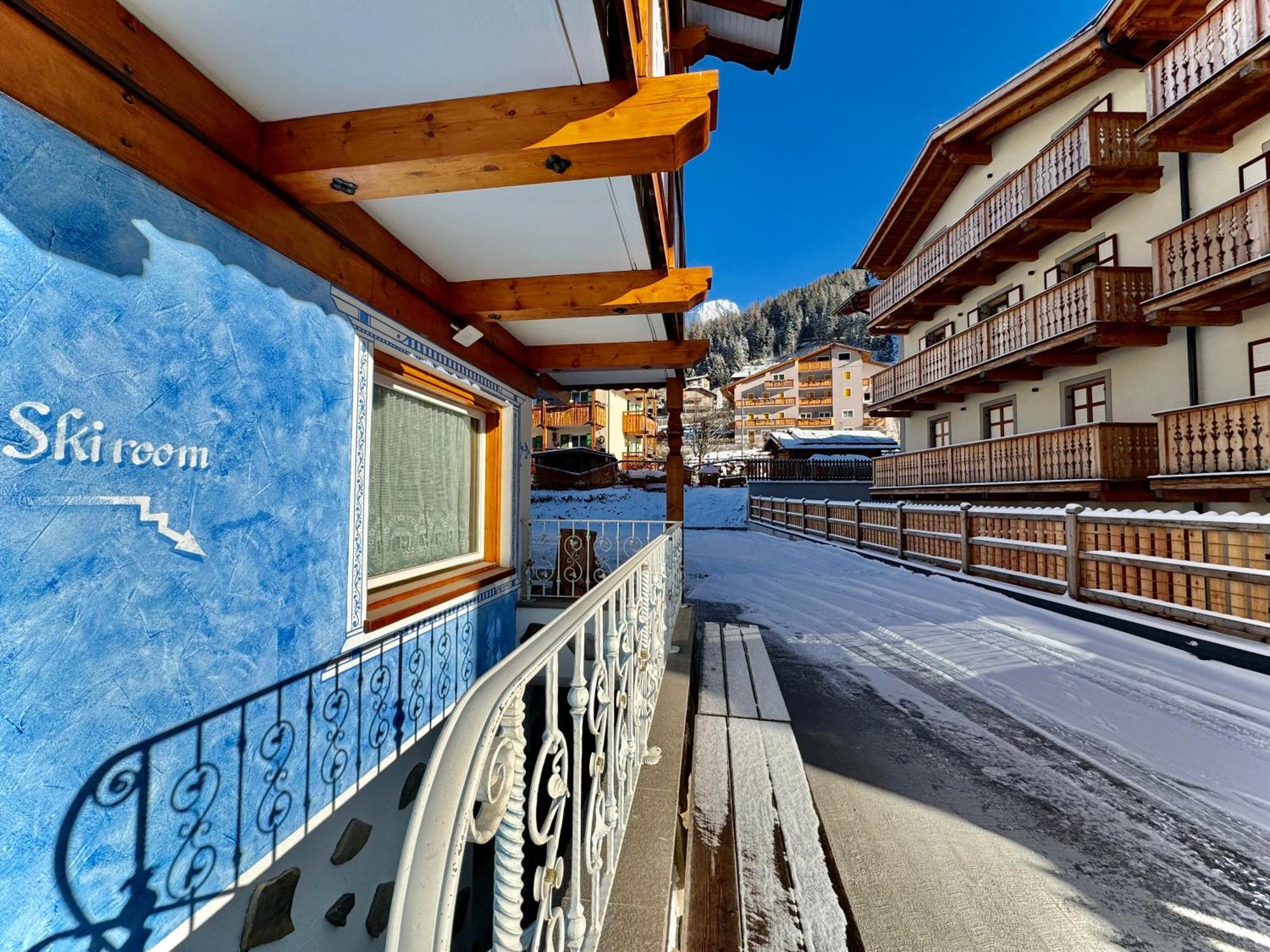 B&B Cesa Planber Mountain View Bike Friendly Canazei Dış mekan fotoğraf