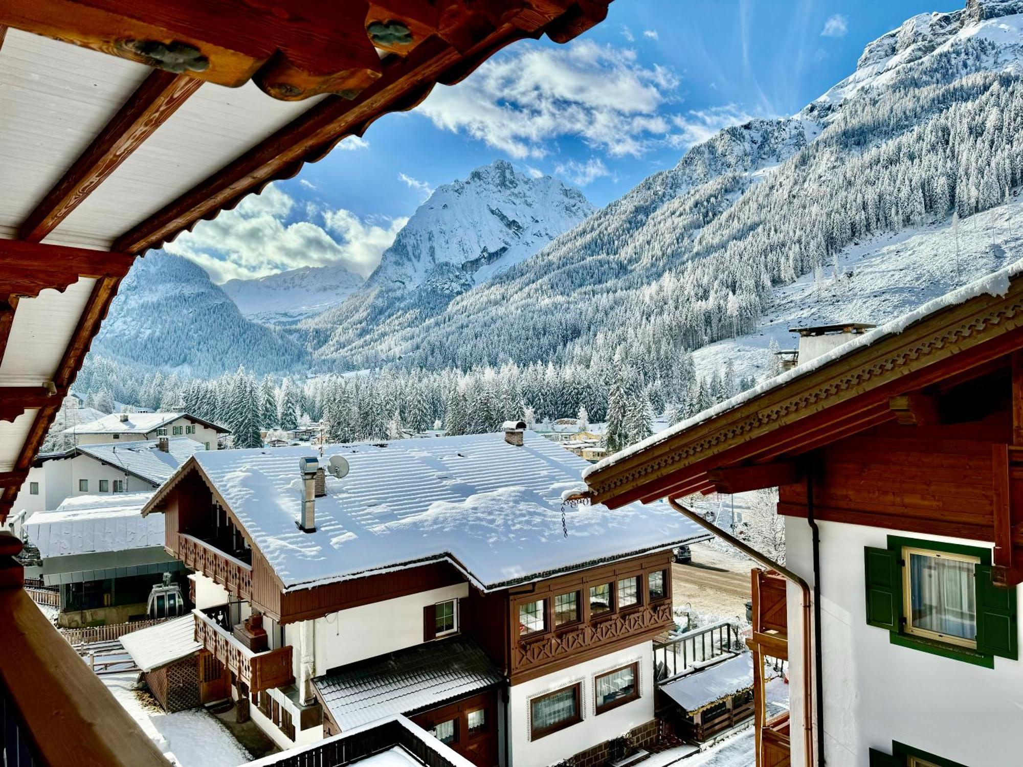 B&B Cesa Planber Mountain View Bike Friendly Canazei Dış mekan fotoğraf