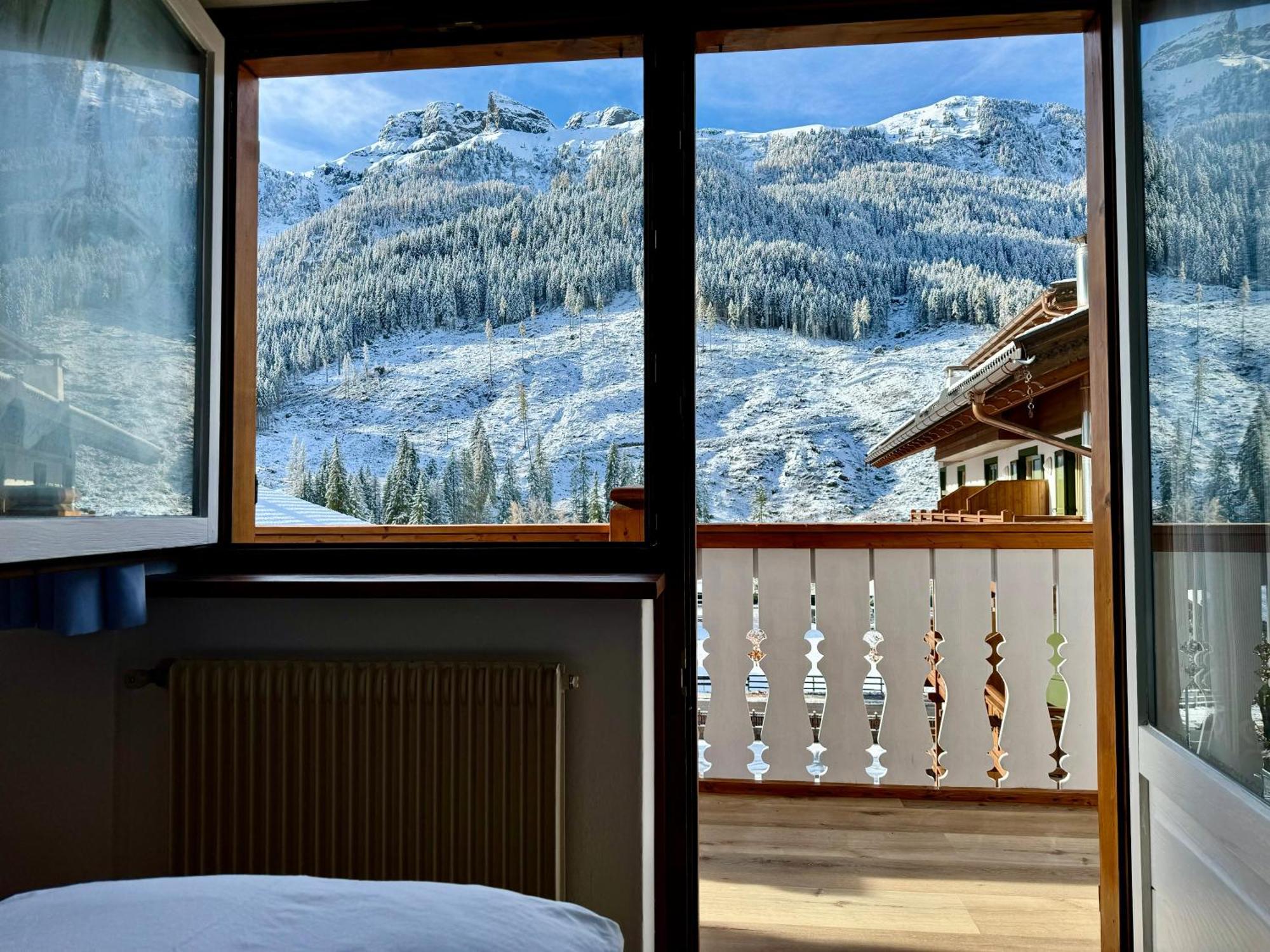 B&B Cesa Planber Mountain View Bike Friendly Canazei Dış mekan fotoğraf