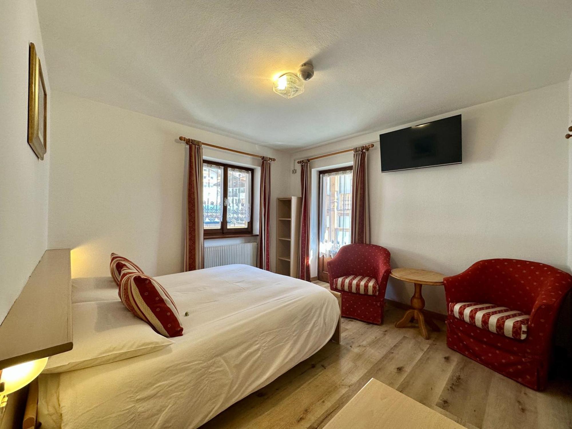 B&B Cesa Planber Mountain View Bike Friendly Canazei Dış mekan fotoğraf