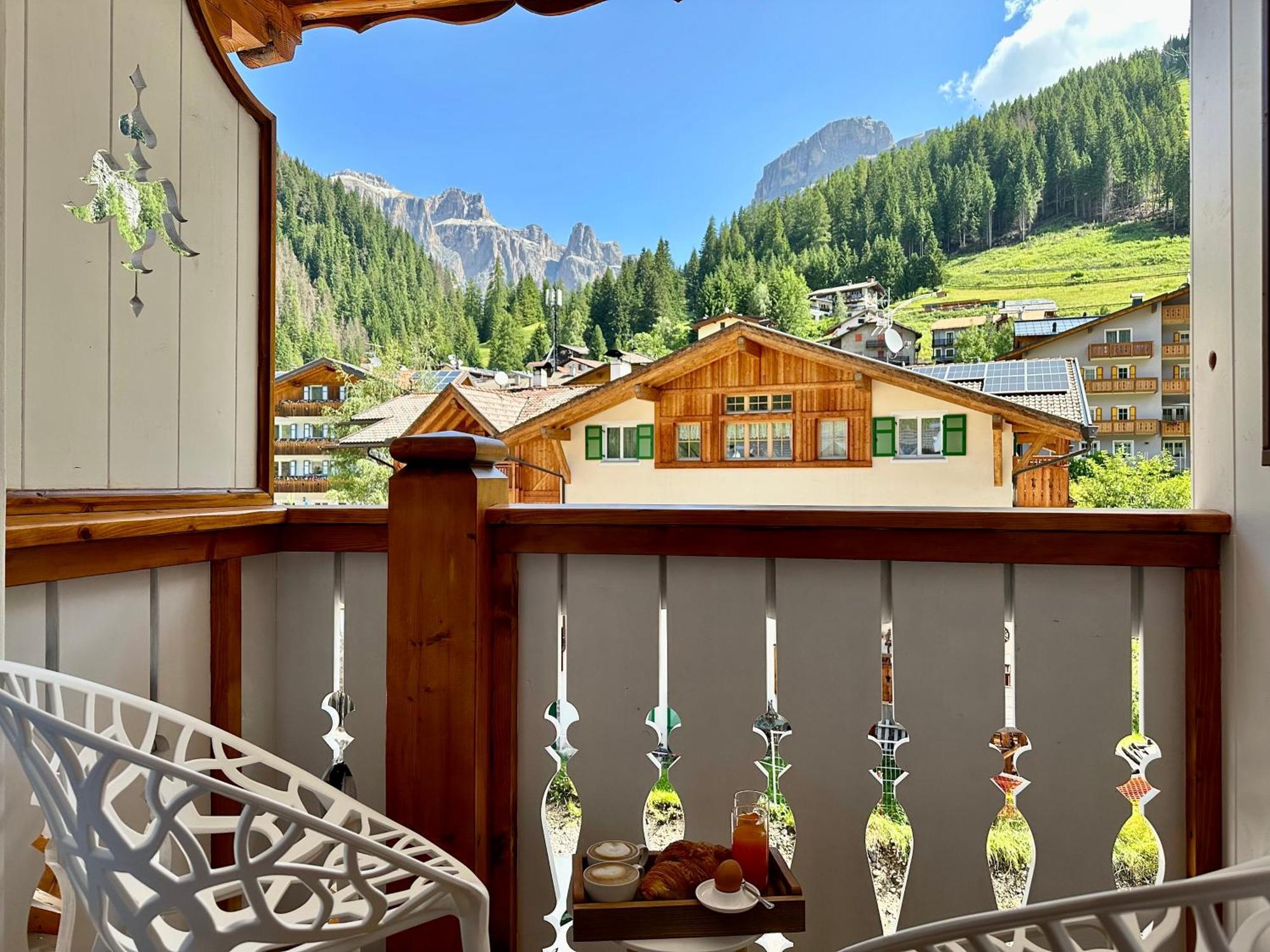 B&B Cesa Planber Mountain View Bike Friendly Canazei Dış mekan fotoğraf